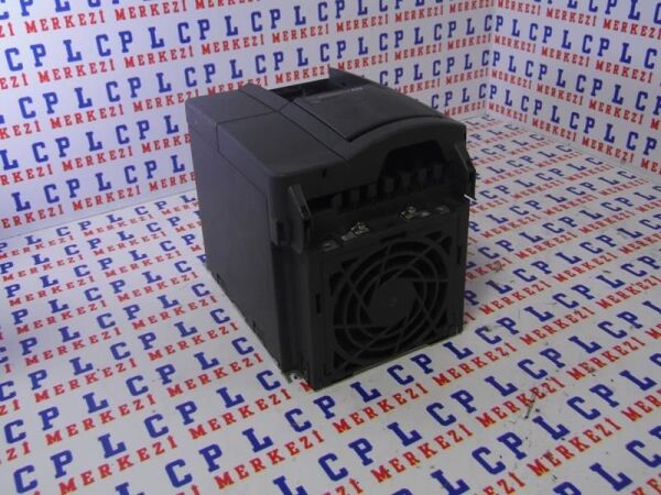 6SE6420-2UC22-2BA0 SIEMENS  MICROMASTER 420