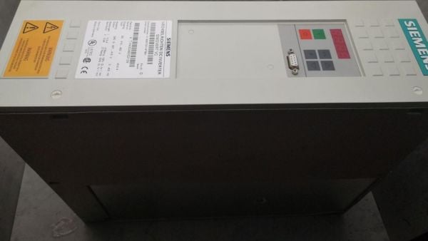 6SE7021-8TB61-Z SIEMENS SIMOVERT MASTERDRIVES VECTOR CONTROL INVERTER COMPACT UNIT