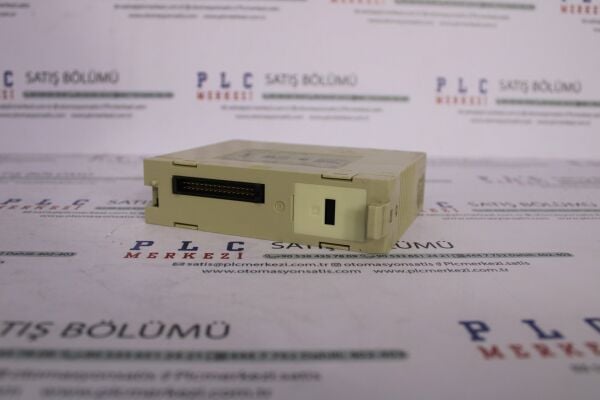 C200H-OC225 OMRON OUTPUT MODULE 16 POINT 250VAC 24VDC 2.EL