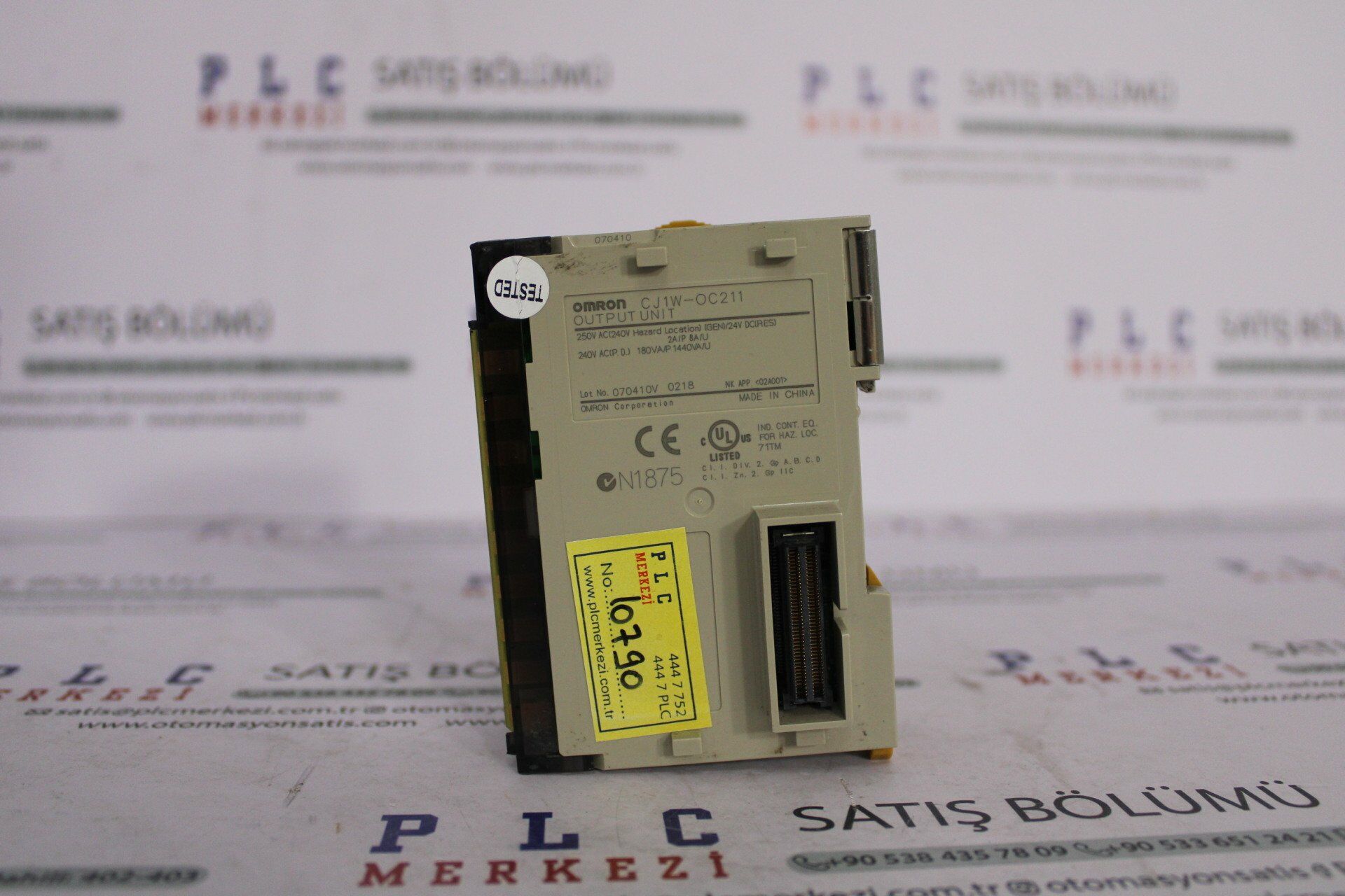 CJ1W-OC211 OMRON DIGITAL OUTPUT UNIT 16 POINT 250V AC/24V DC 2.EL