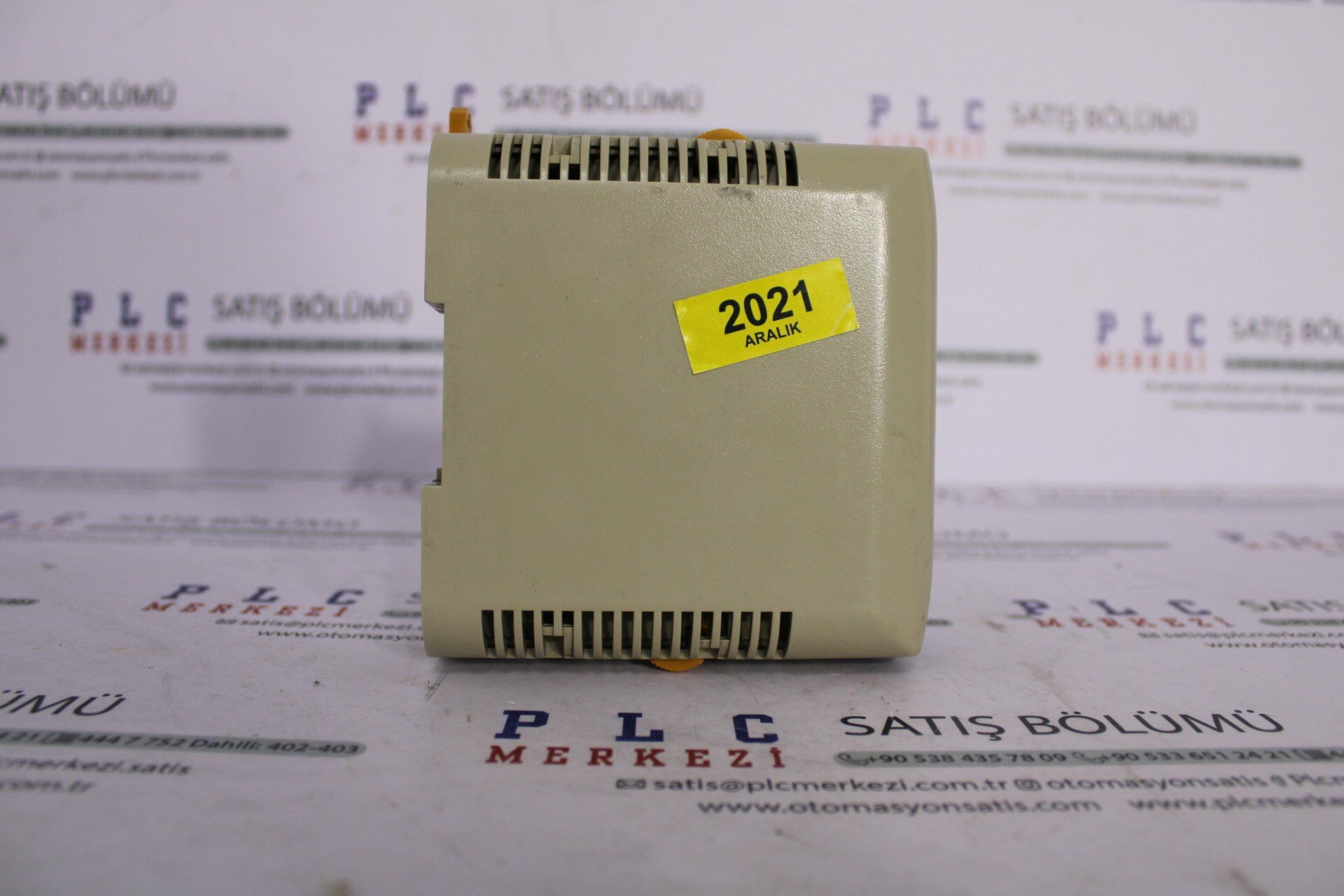 CQM1-DA022 OMRON ANALOG OUTPUT UNIT 2 POINT  250 VAC, 24 VAC 2.EL