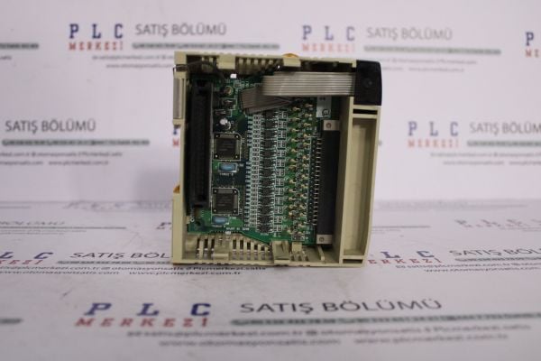 CQM1-ID213 OMRON SYSMAC INPUT UNIT 32 POINT 24 V DC 2.EL