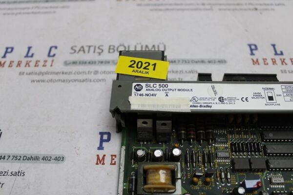 1746-NO4V ALLEN BRADLEY ANALOG OUTPUT MODULE 4AO 24V DC 2.EL