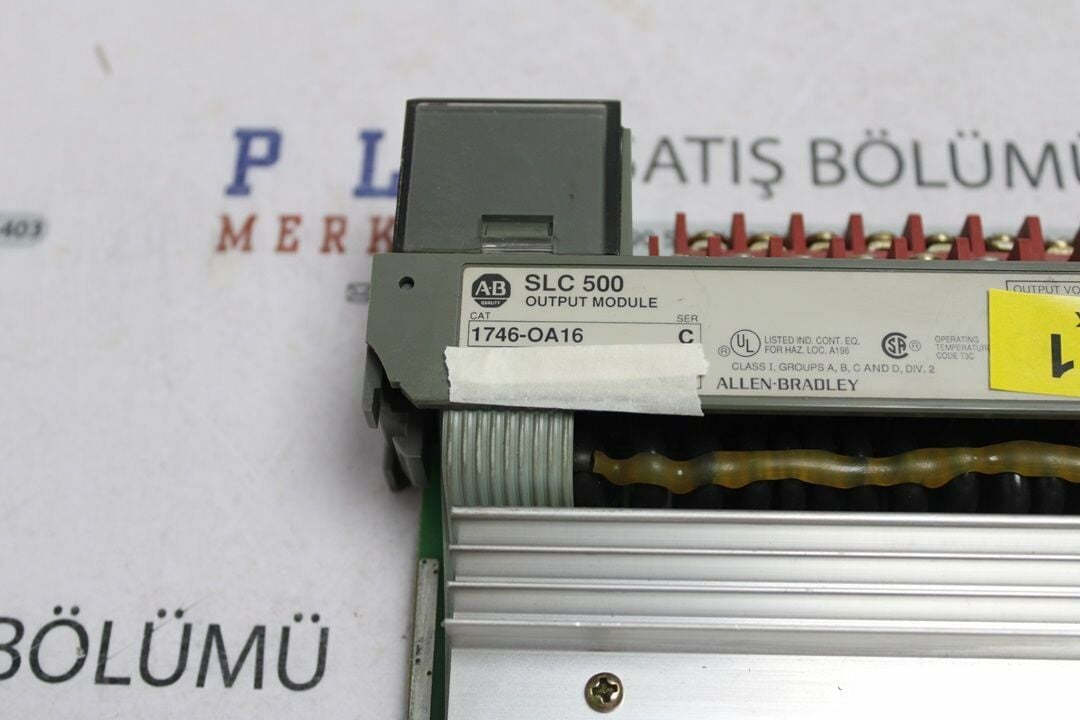 1746-OA16 ALLEN BRADLEY DIGITAL AC OUTPUT MODULE 16DO  2.EL