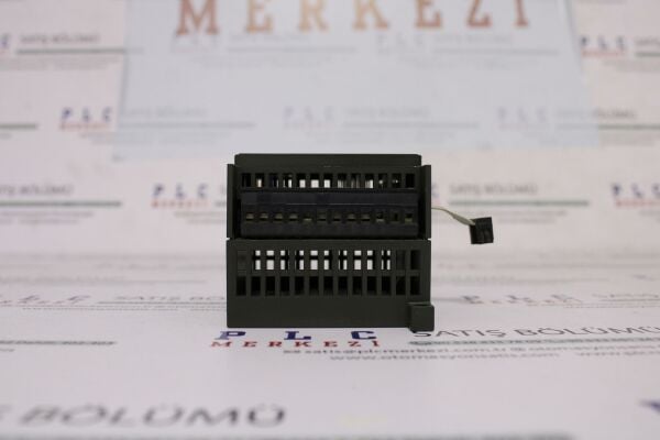 6ES7223-1PH21-0XA0, 6ES7 223-1PH21-0XA0 EM223 8DI/DO SIEMENS S7200