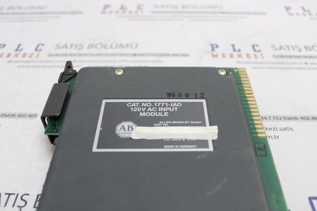 1771-IAD ALLEN BRADLEY DIGITAL INPUT MODULE 16DI 120 V DC 2.EL