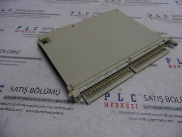 6ES5451-4UA11, 6ES5 451-4UA11 32DO, DC 24V, 0,5A